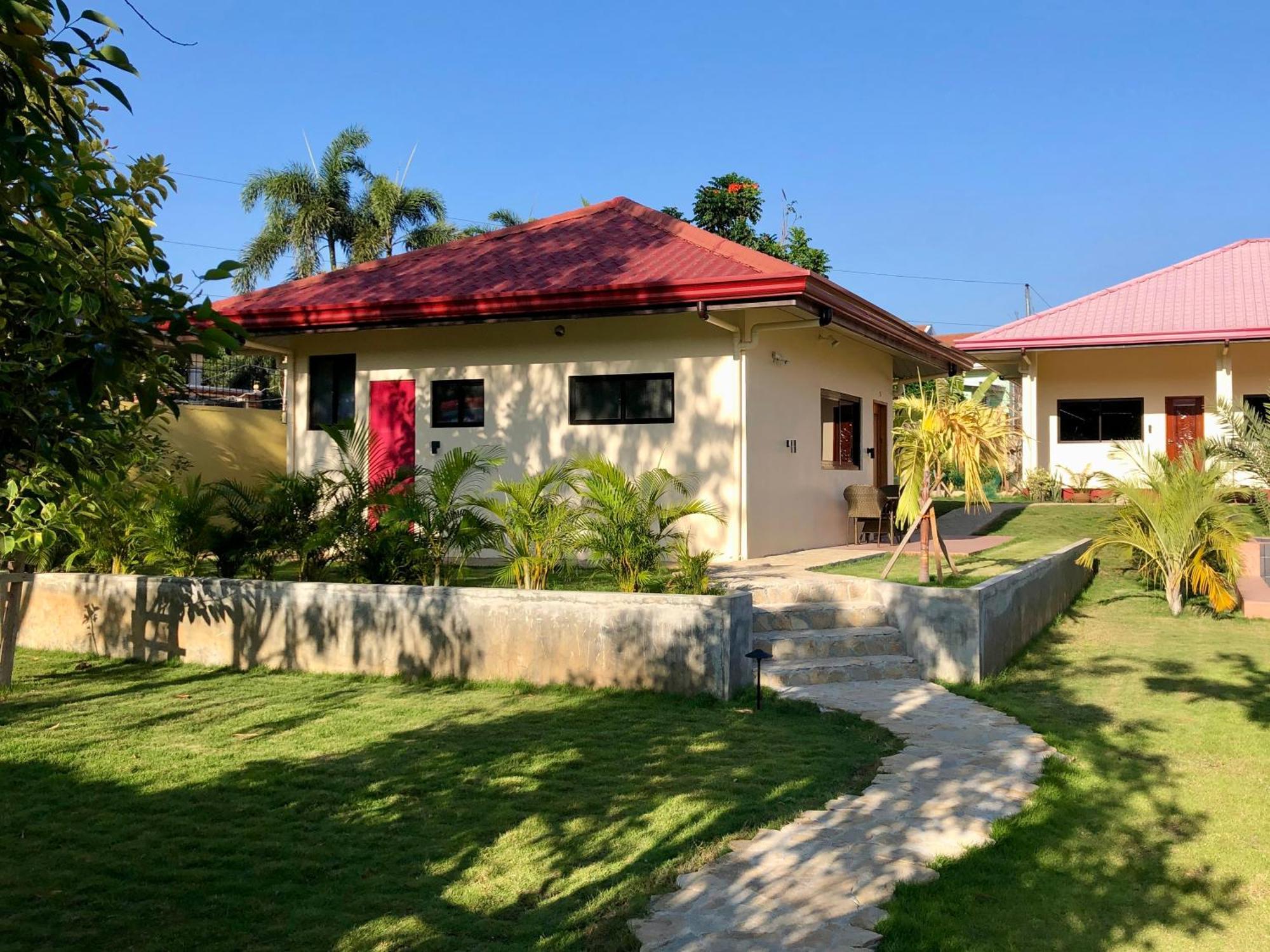 Strutz Art Garden Resort Bangued Extérieur photo