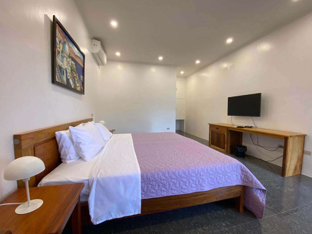 Strutz Art Garden Resort Bangued Extérieur photo