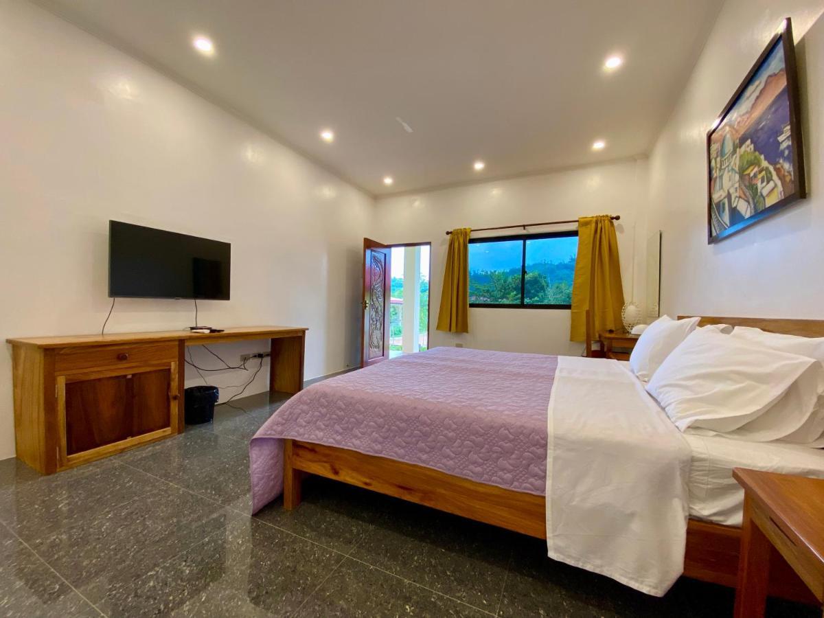 Strutz Art Garden Resort Bangued Extérieur photo