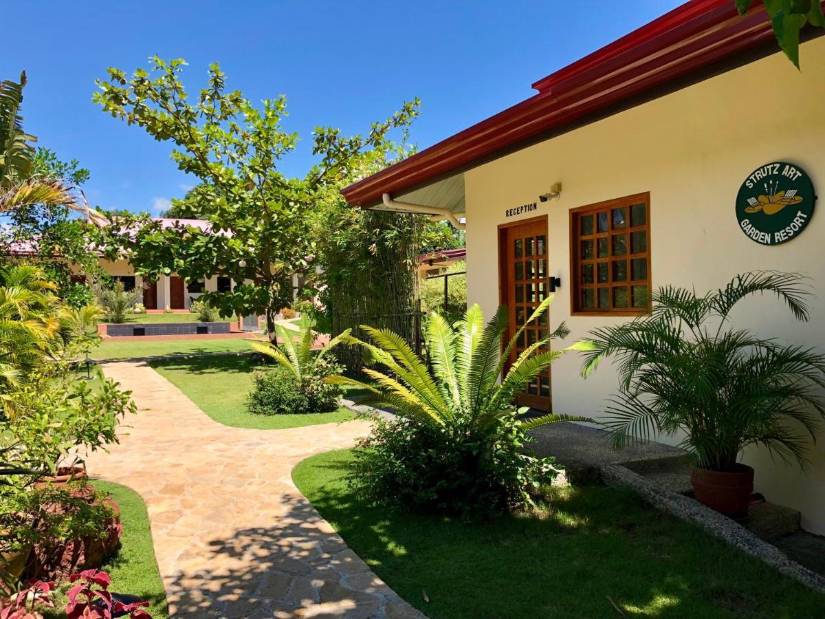 Strutz Art Garden Resort Bangued Extérieur photo