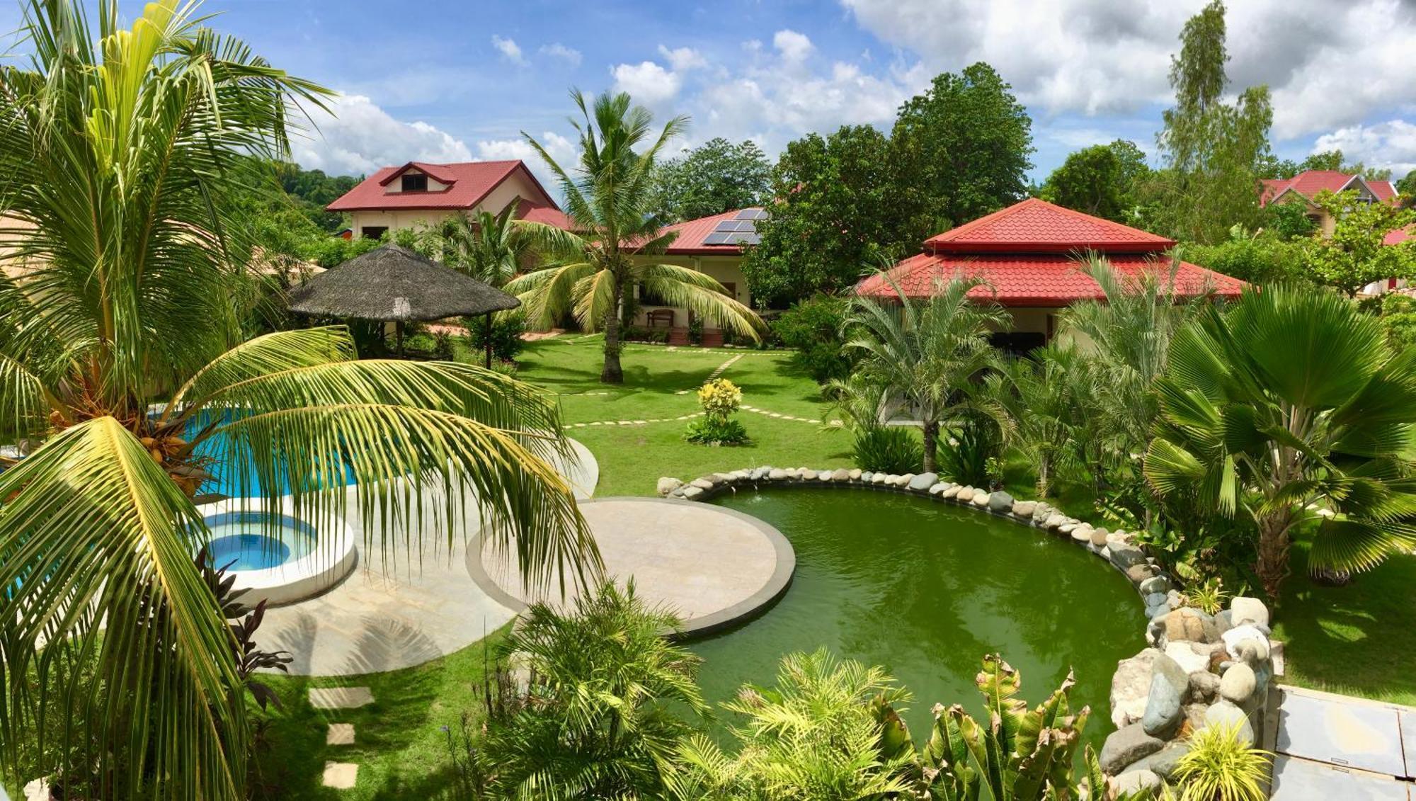 Strutz Art Garden Resort Bangued Extérieur photo